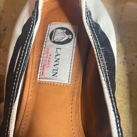 Lanvin Women's Black and White Flats - Picture 2 of 7